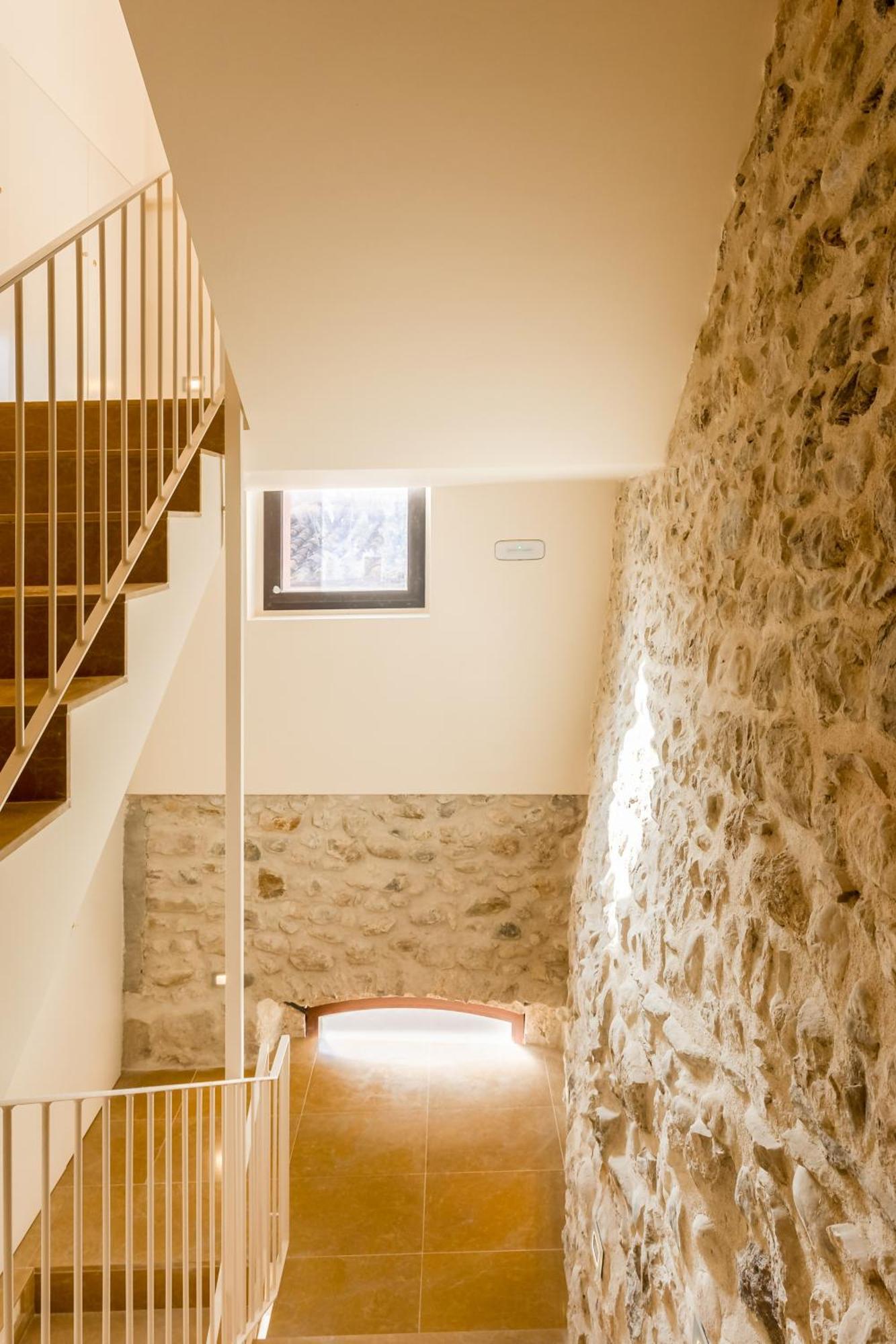 Can Cintet 1 Apartamento En La Plaza De Besalú Dış mekan fotoğraf