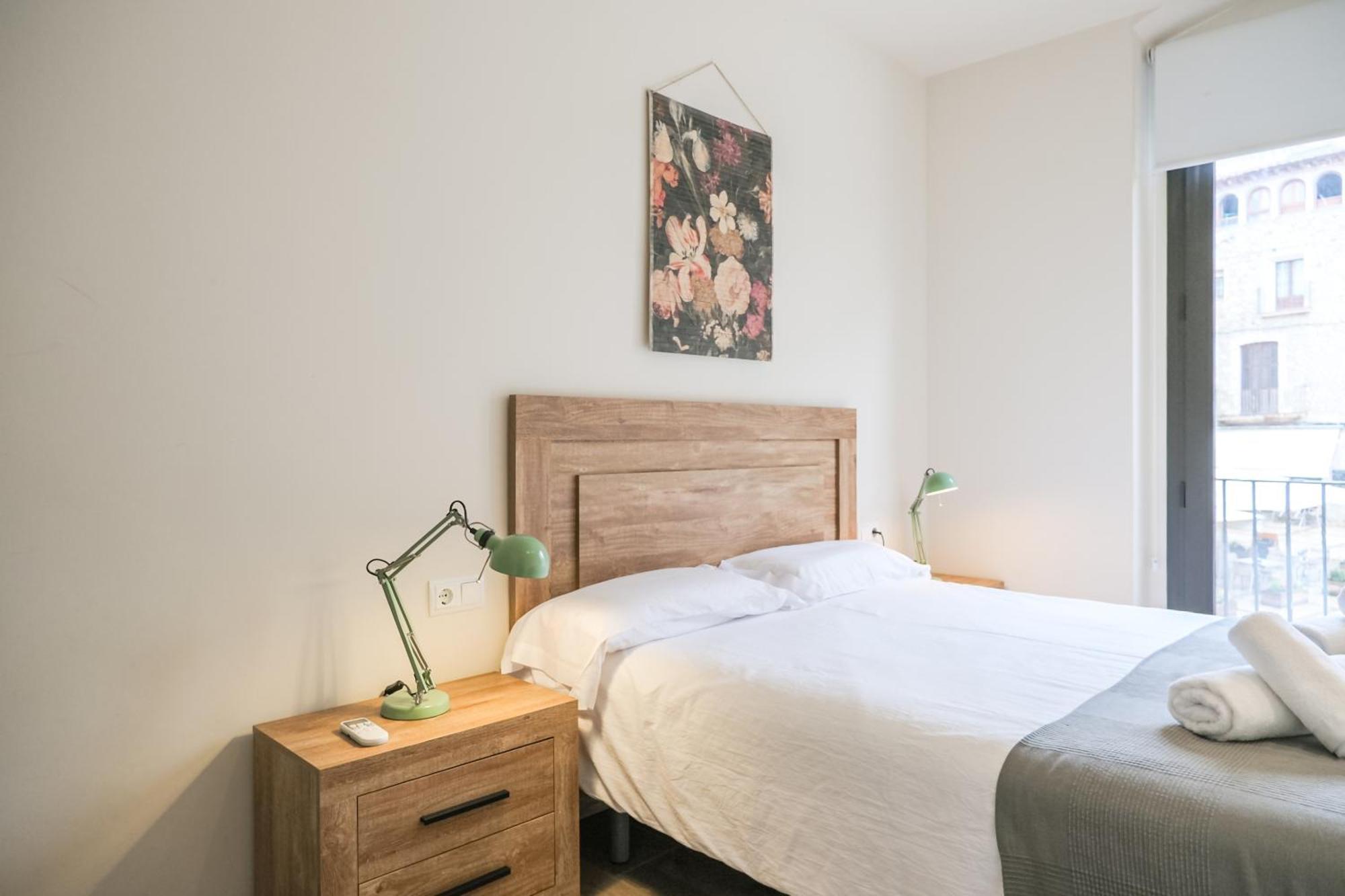 Can Cintet 1 Apartamento En La Plaza De Besalú Dış mekan fotoğraf