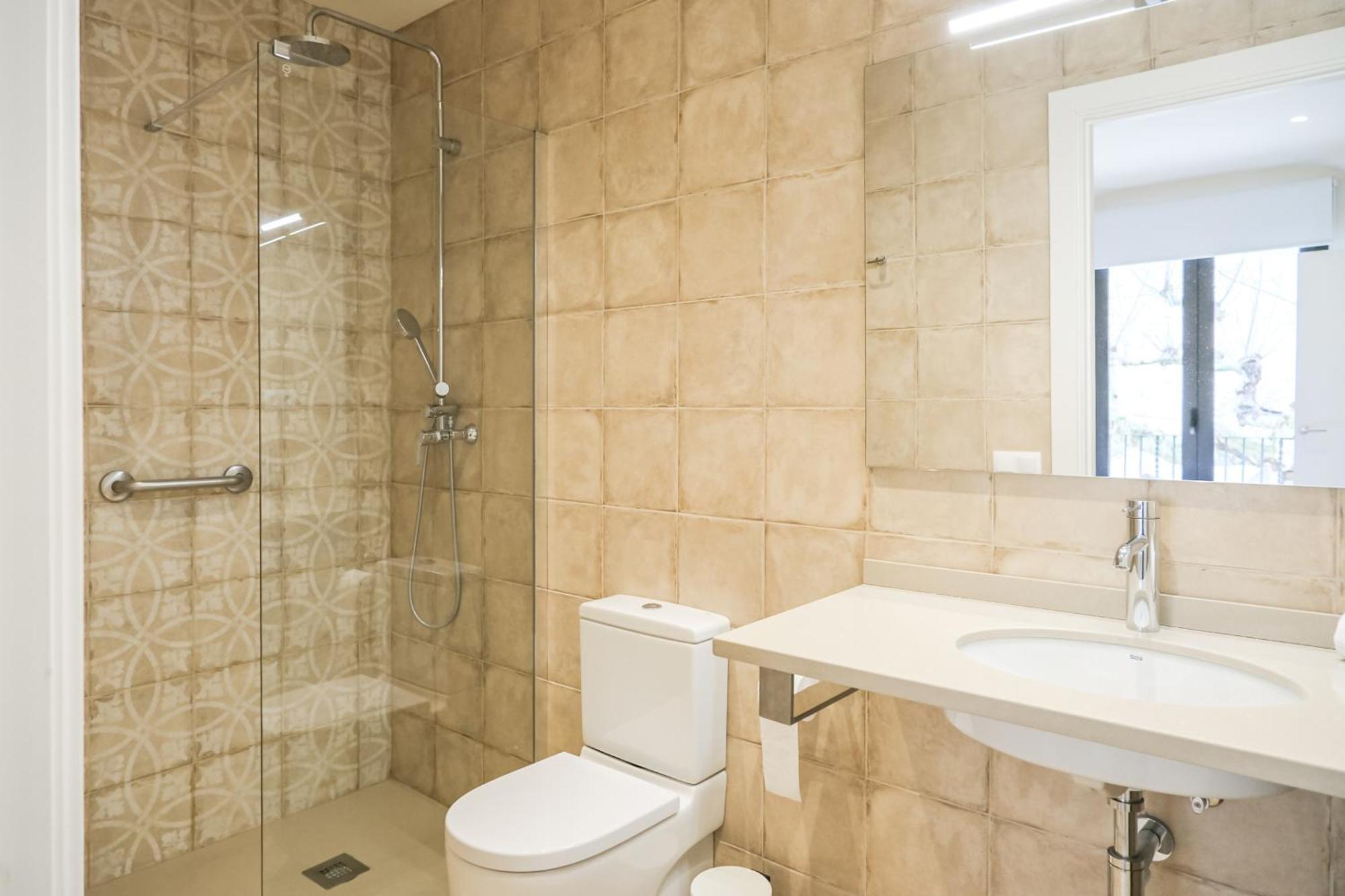 Can Cintet 1 Apartamento En La Plaza De Besalú Dış mekan fotoğraf